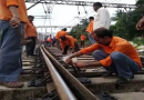 Unannounced block of Central Railway for track repair due to weather changes, local services disrupted